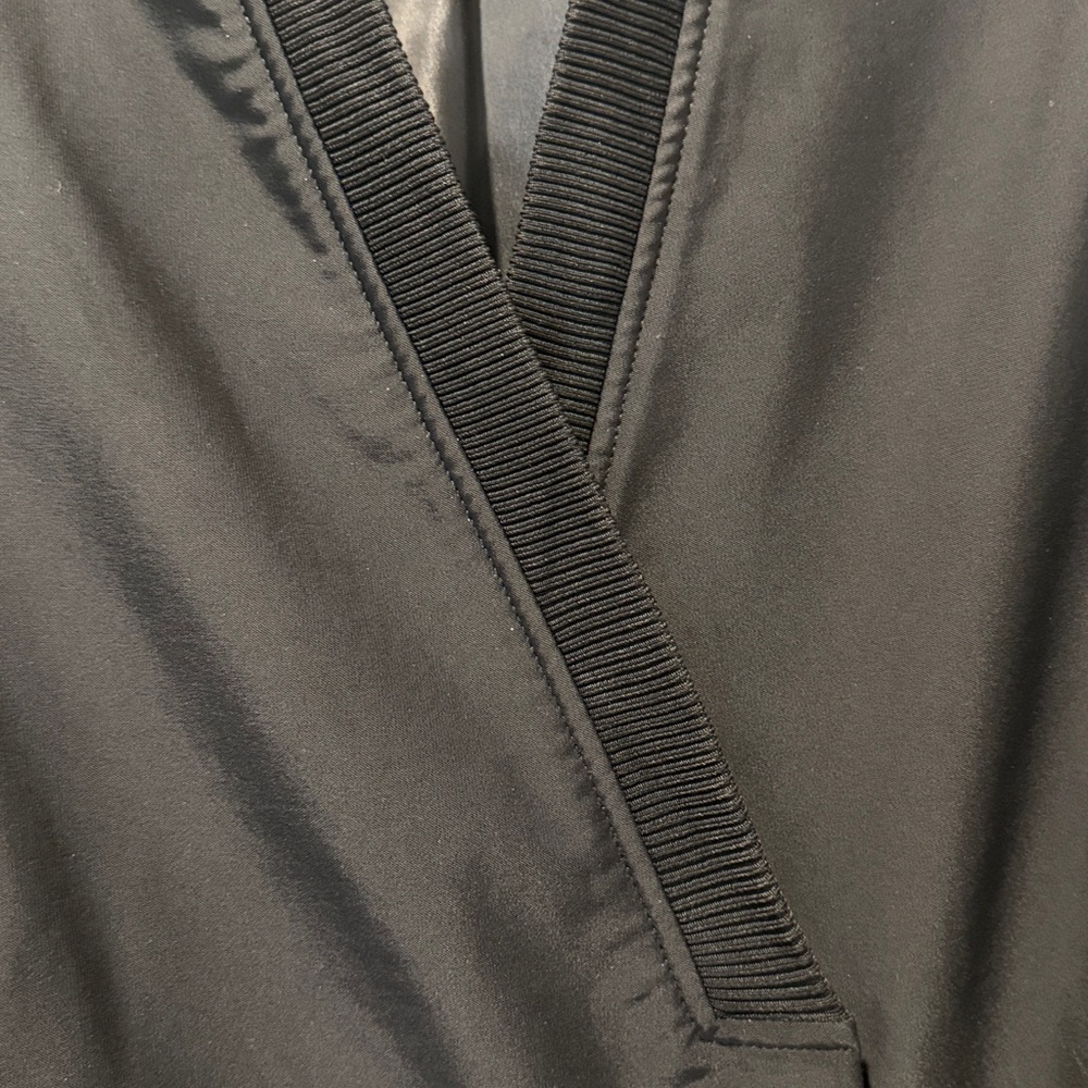 GSTQ Black Blazer Cape Size Large - Picture 16 of 16